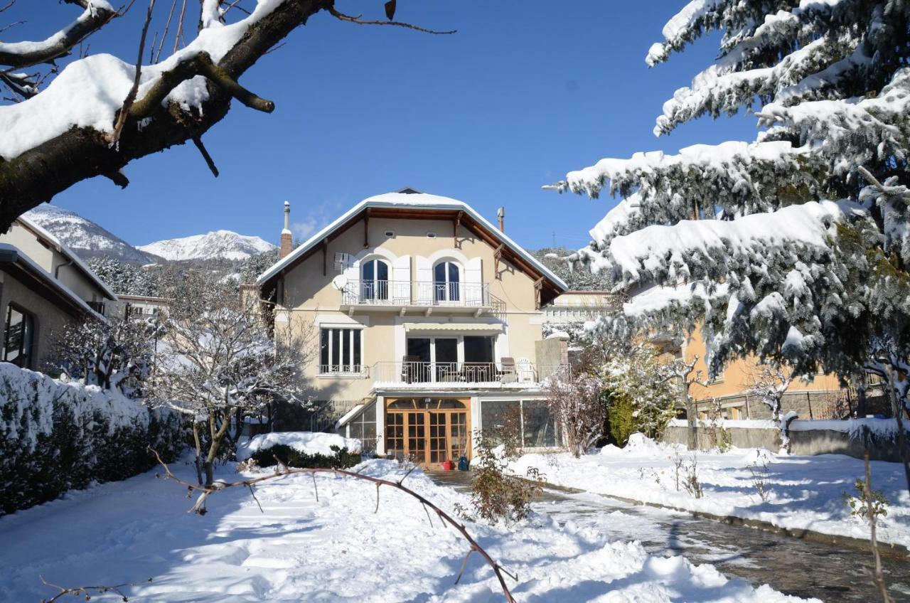 Villa Le Gai Soleil Embrun Extérieur photo